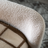 UPHOLSTERED KING BED